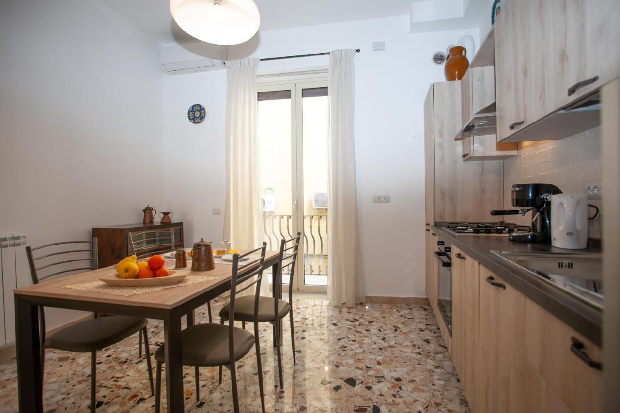 Casa Rosa Apartment Таормина Екстериор снимка
