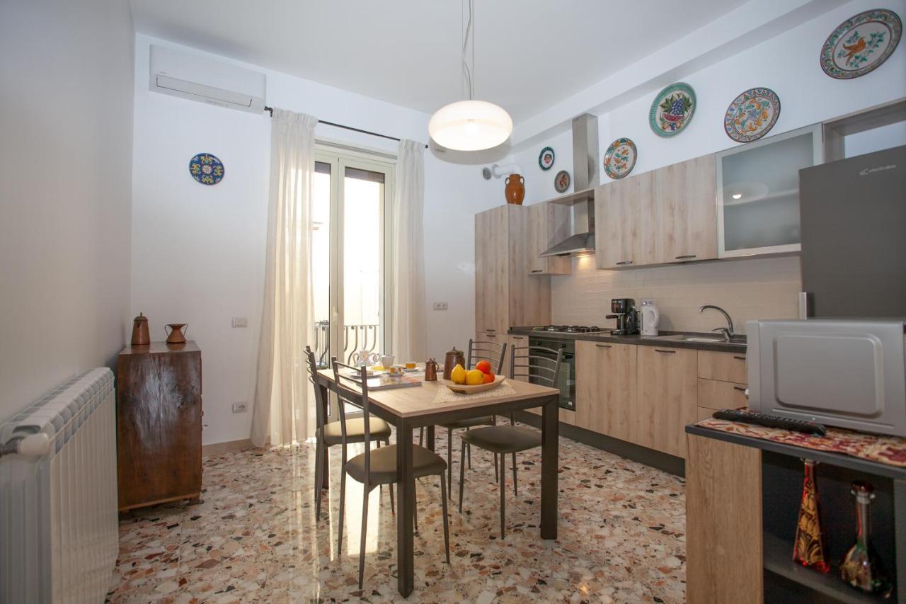 Casa Rosa Apartment Таормина Екстериор снимка