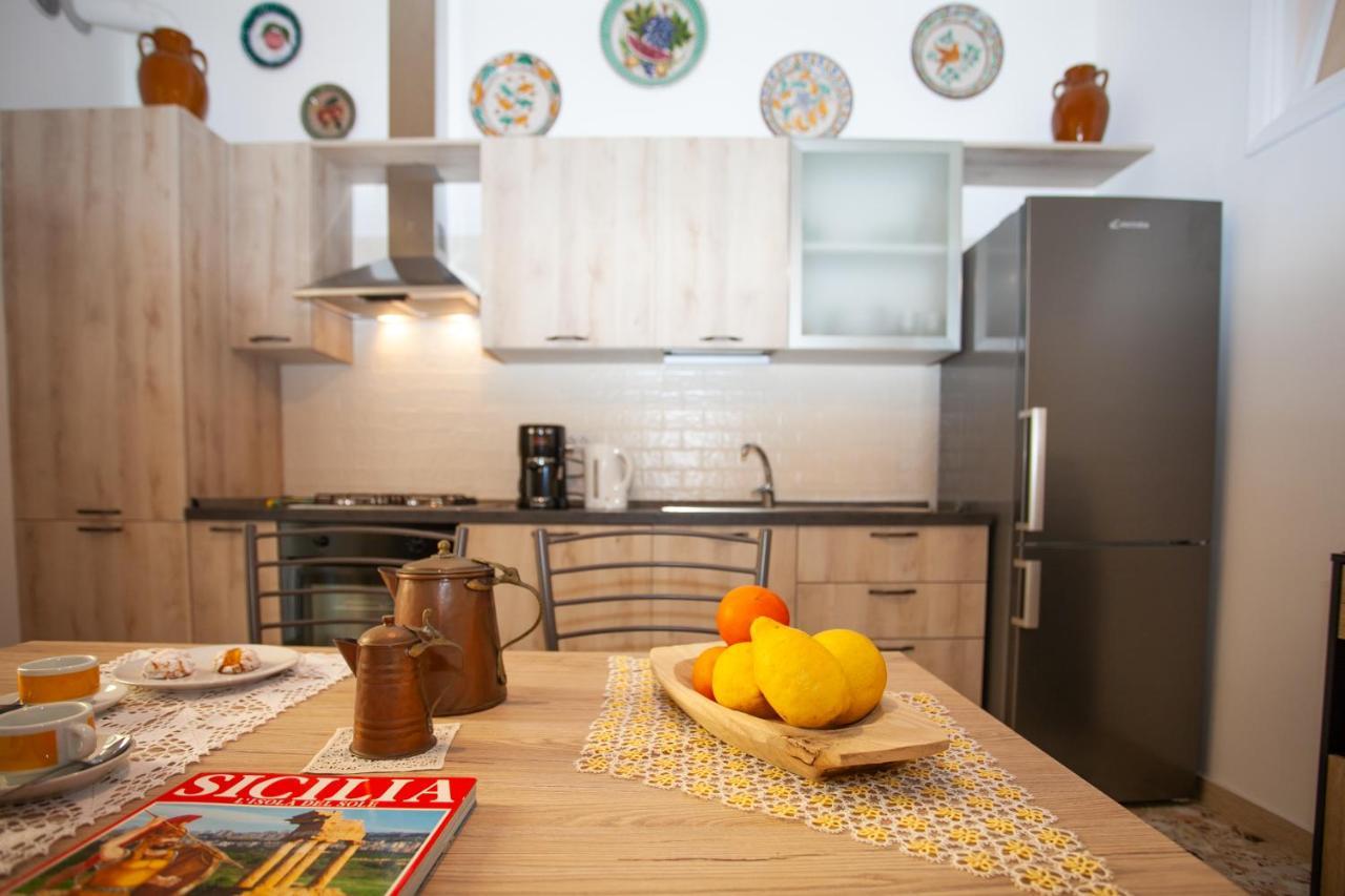 Casa Rosa Apartment Таормина Екстериор снимка