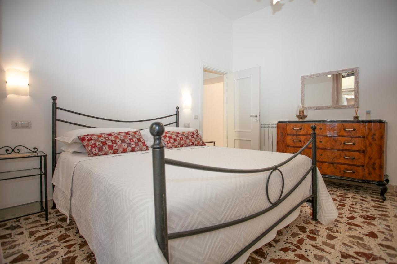 Casa Rosa Apartment Таормина Екстериор снимка