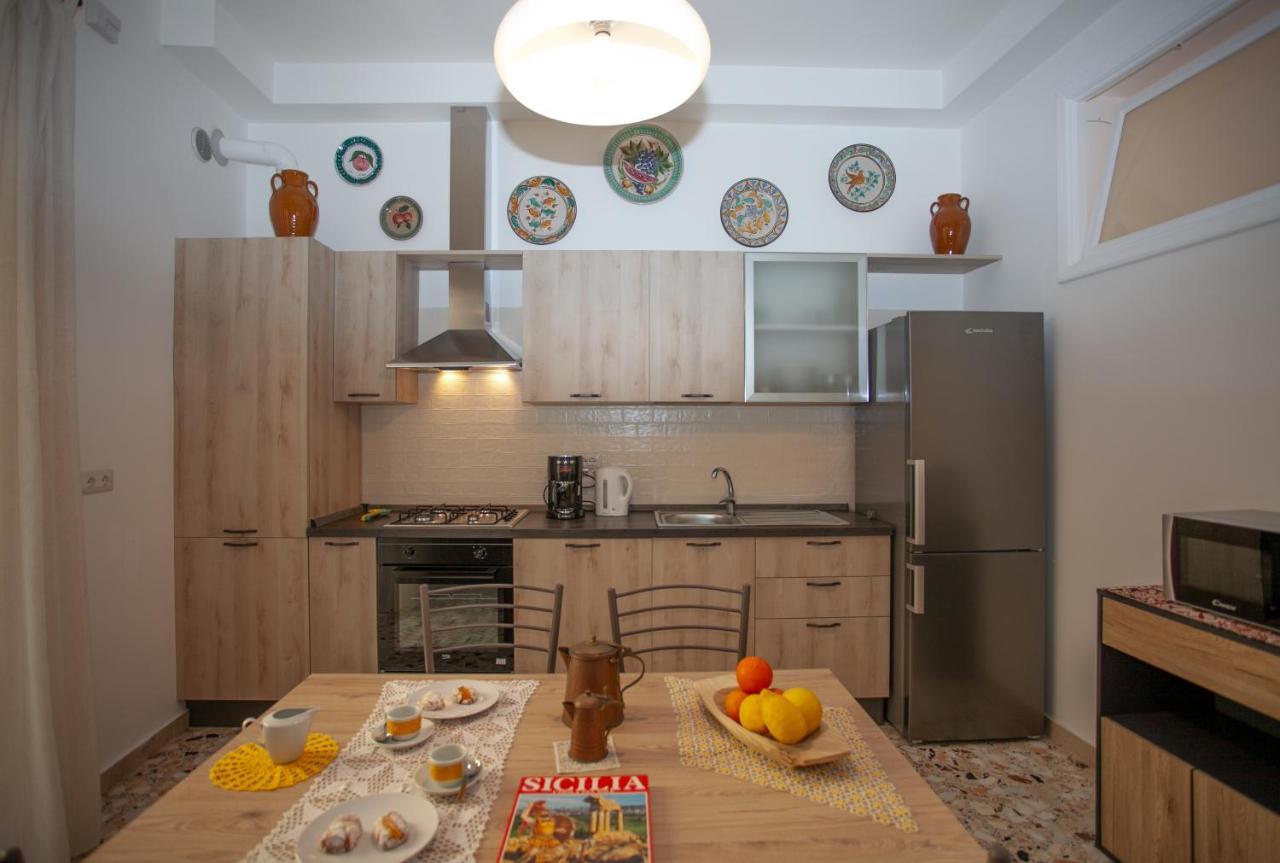 Casa Rosa Apartment Таормина Екстериор снимка